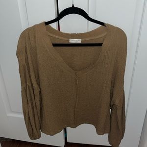 Vestique tan/brown top